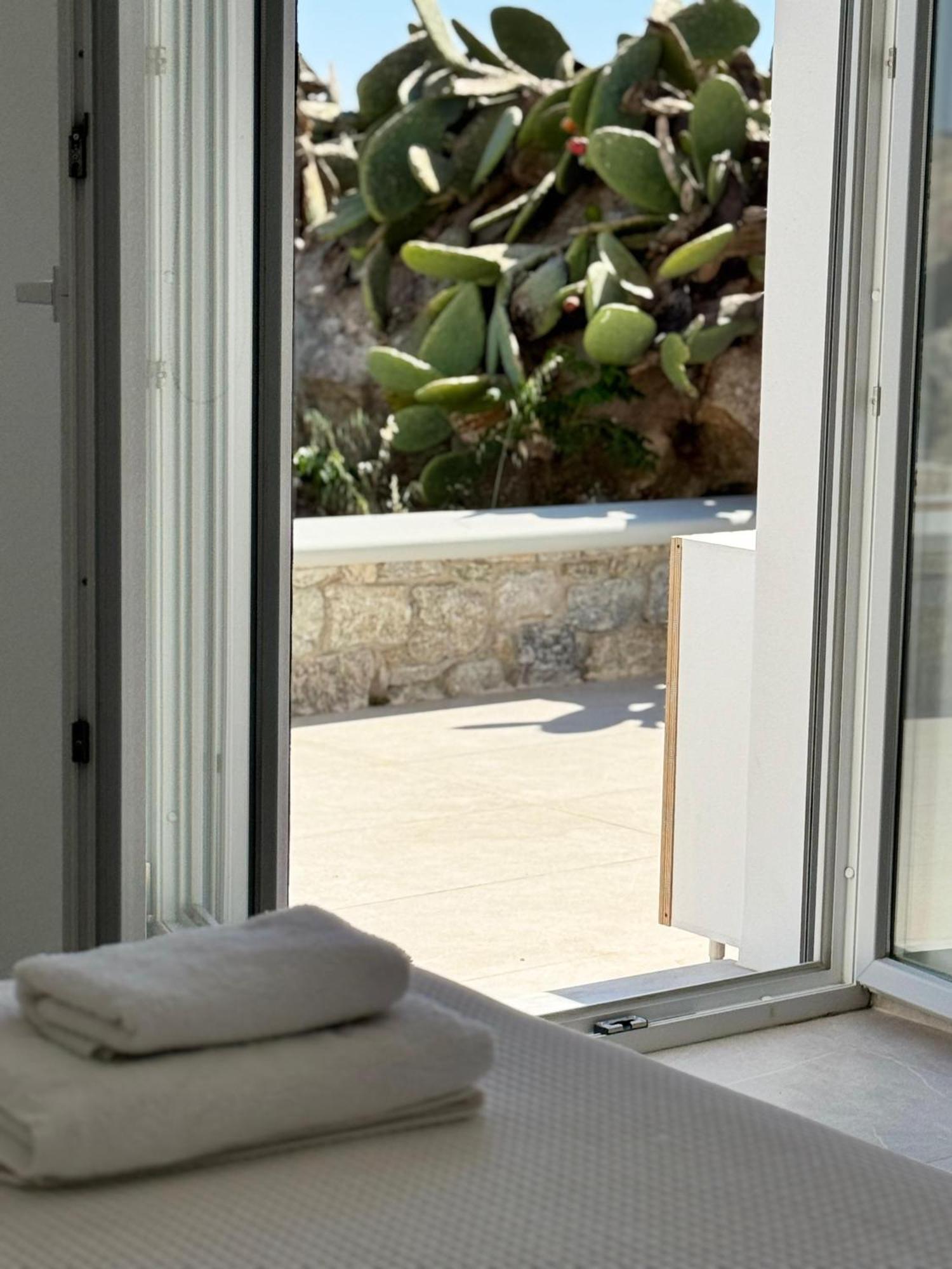 Psaros Village