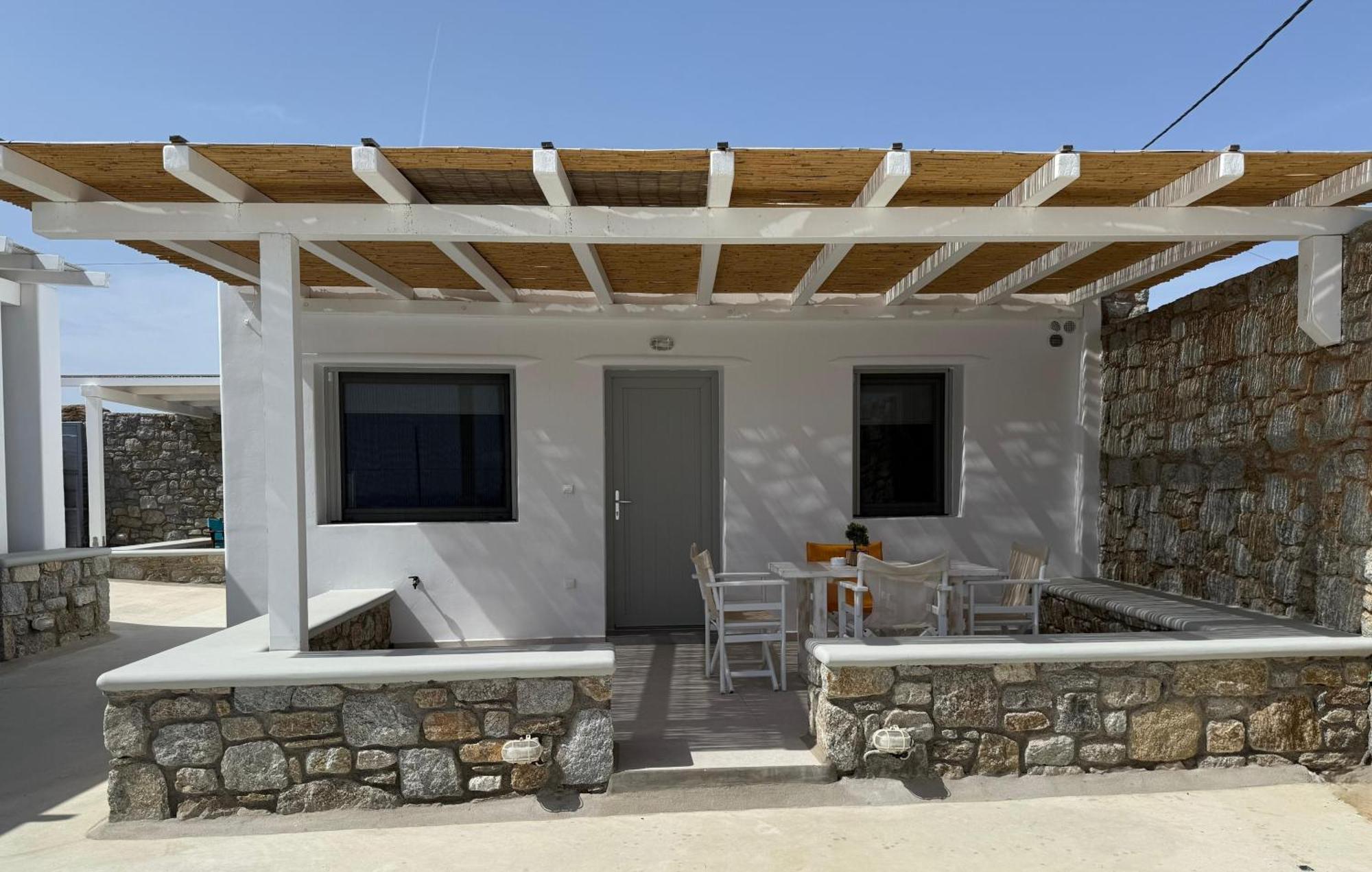 Psaros Village * Platis Yialos